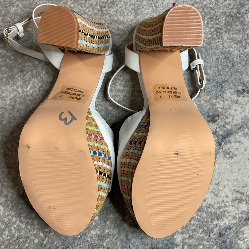 Weslyn Rainbow Raffia Platform Sandals - Size 7 (NWOB) - Picture 10 of 12